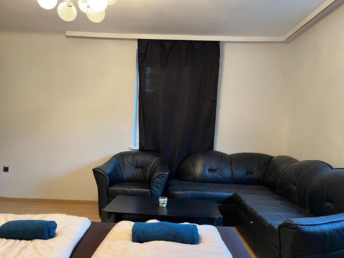 Breathtaking Shared Villa Near Danube River /W Garden And Parking Vídeň Exteriér fotografie