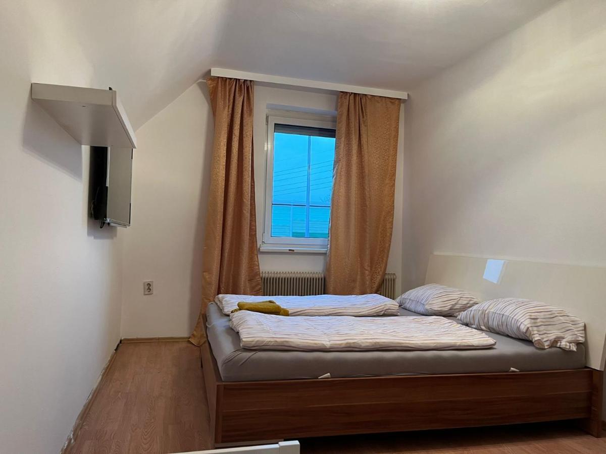 Breathtaking Shared Villa Near Danube River /W Garden And Parking Vídeň Exteriér fotografie